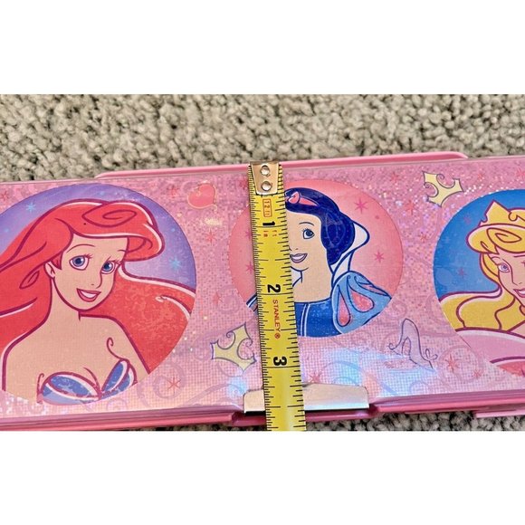 RARE VINTAGE FLOMO X DISNEY PRINCESSES MAGNETIC RADIO BOOMBOX PENCIL CASE - Picture 6 of 6